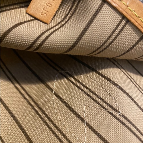 AUTHENTIC LOUIS VUITTON MONOGRAM NEVERFULL MM WITH DUST BAG - Picture 9 of 11